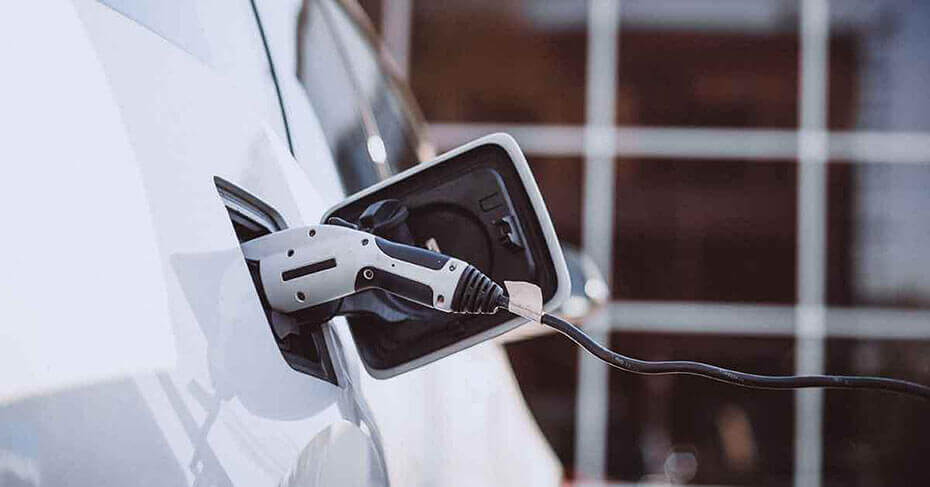 Do electric cars cost more to insure?